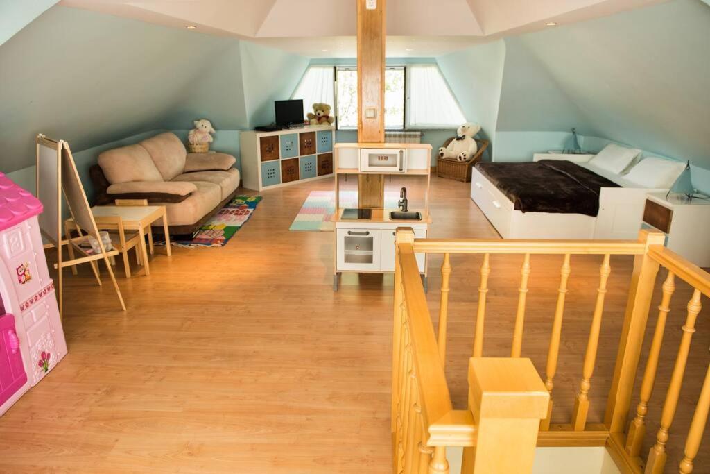 Chalet De 5 Habitaciones En La Sierra De Madrid El Olivo De Miraflores Miraflores de la Sierra Kültér fotó